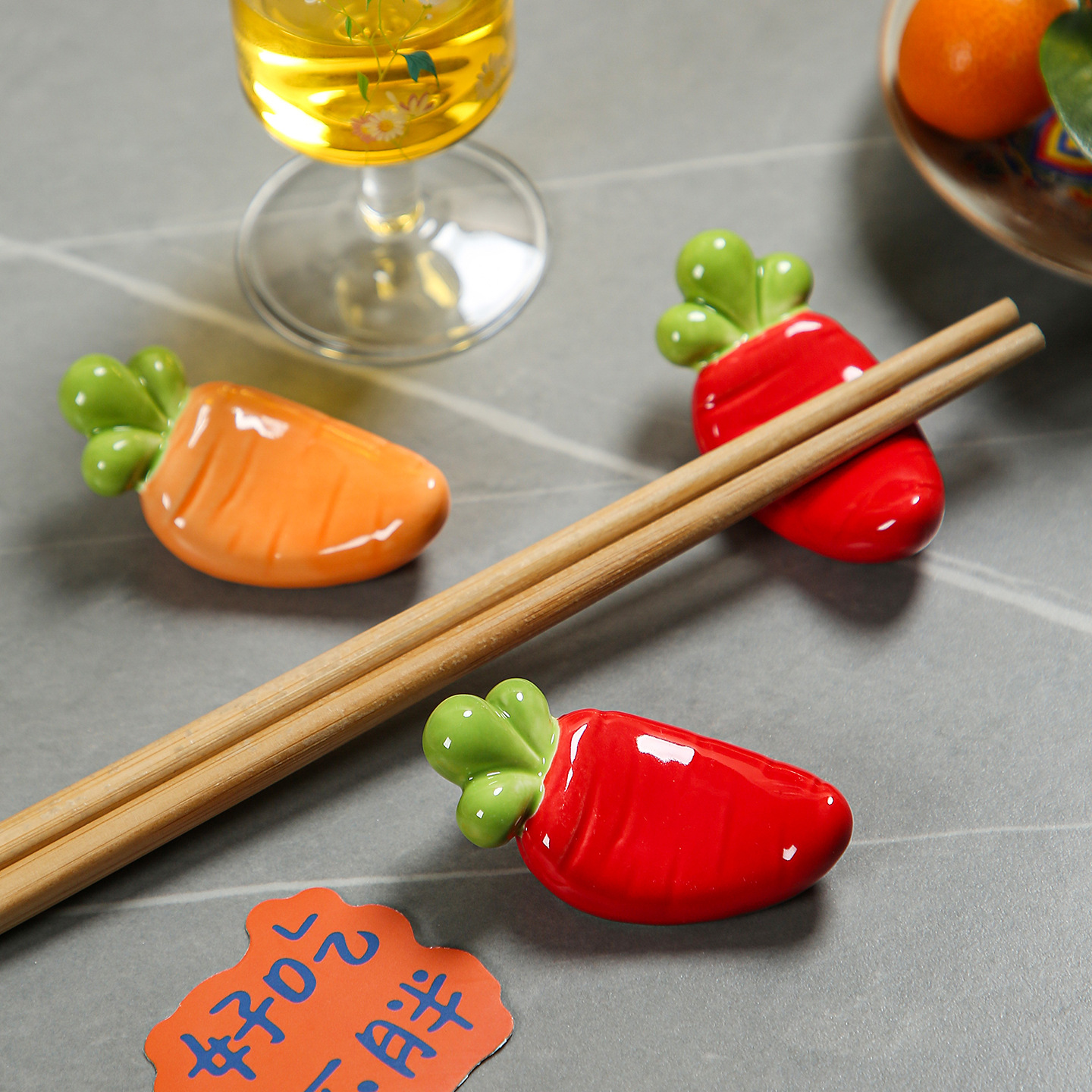 陶瓷小清新日式ins家用萝卜筷子架釉下彩蔬菜食物筷子托桌面摆件